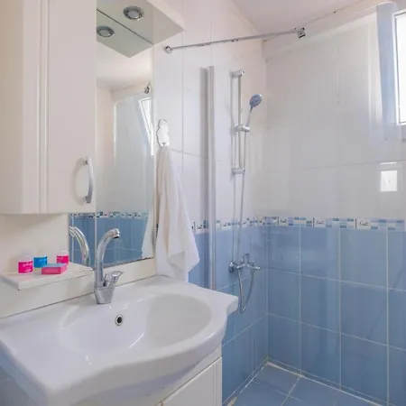 Apartment Infinity Oldtown Apartment, Located In City Center