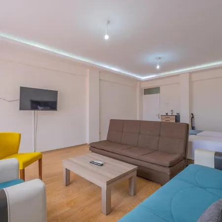 Infinity Oldtown Apartment, Located In City Center Апартаменты